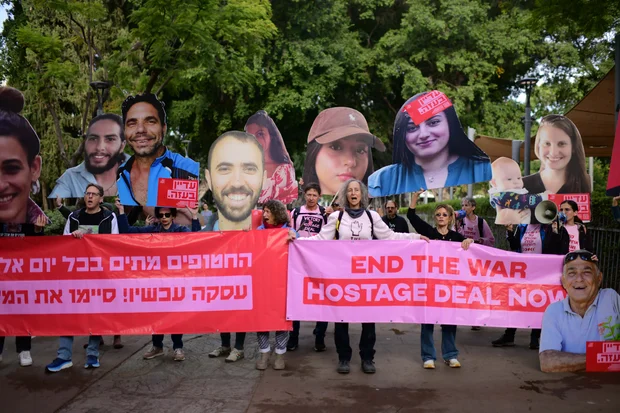 Acordo com reféns em poucos dias? Hamas diz que acordo é 'possível' | 2 soldados da IDF morrem em desabamento de prédio em Gaza