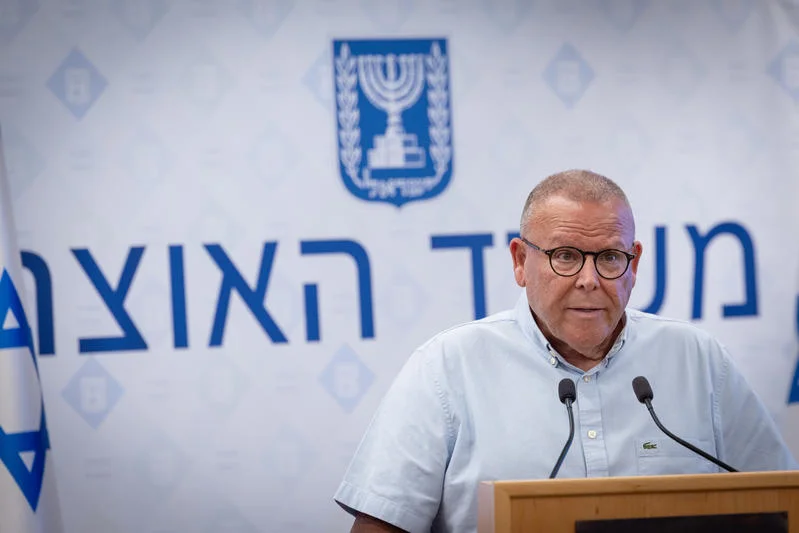 Chairman of the Histadrut Arnon Bar David attends a press conference held on 