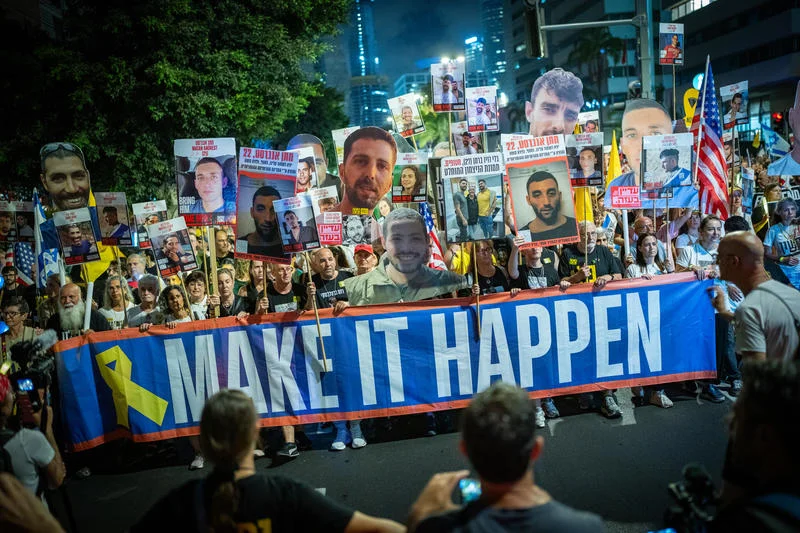 Families of hostages, former hostages, and supporters march to the U.S. embassy branch in Tel Aviv, calling for the release of all hostages, July 19, 2025. Photo by Erik Marmor/Flash90
