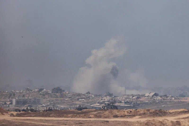 Smoke rises from an Israeli military operation in the northern Gaza Strip, as it seen from the Israeli side of the border, July 27, 2025. Photo by Jamal Awad/Flash90