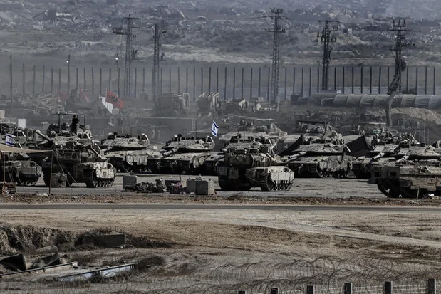 Israeli soldiers seen on the Israeli border with the Gaza Strip, August 24, 2025. Photo by Tsafrir Abayov/Flash90