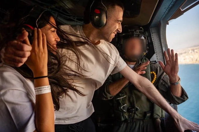 Noa Argamani and Avinatan Or reunited after Or's release, Oct 14, 2025 Photo: (Photo used under section 27A of the copyright law).