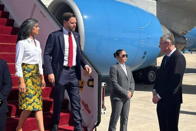U.S. Vice President JD Vance, second lady Usha Vance arrive at Ben Gurion airport in Lod Israel, October 21, 2025. Photo: Israel Foreign Ministry X