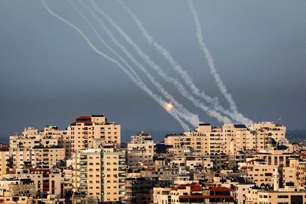 PIJ_rocket_fire_from_Gaza_lnezb8.jpg