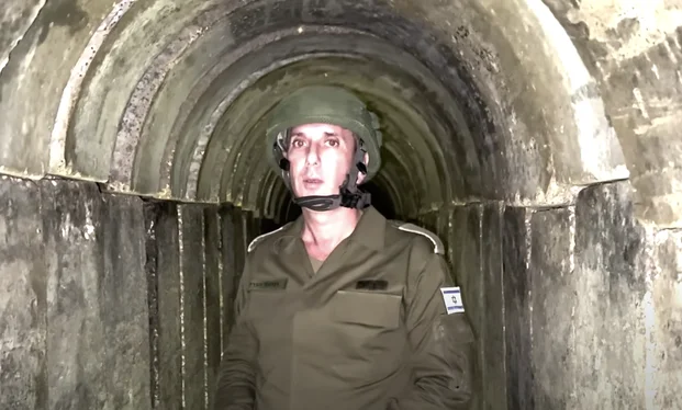 Les preuves s'accumulent alors que les FDI découvrent de nouveaux tunnels du Hamas sous l'hôpital Shifa dans de nouvelles vidéos.