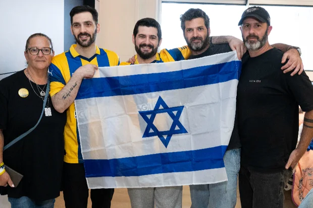 Gali and Ziv Berman's emotional reunion with his family members at Sheba Medical Center, 13 October, 2025 Photo: Gov.il by Eran Yardeni (GPO)