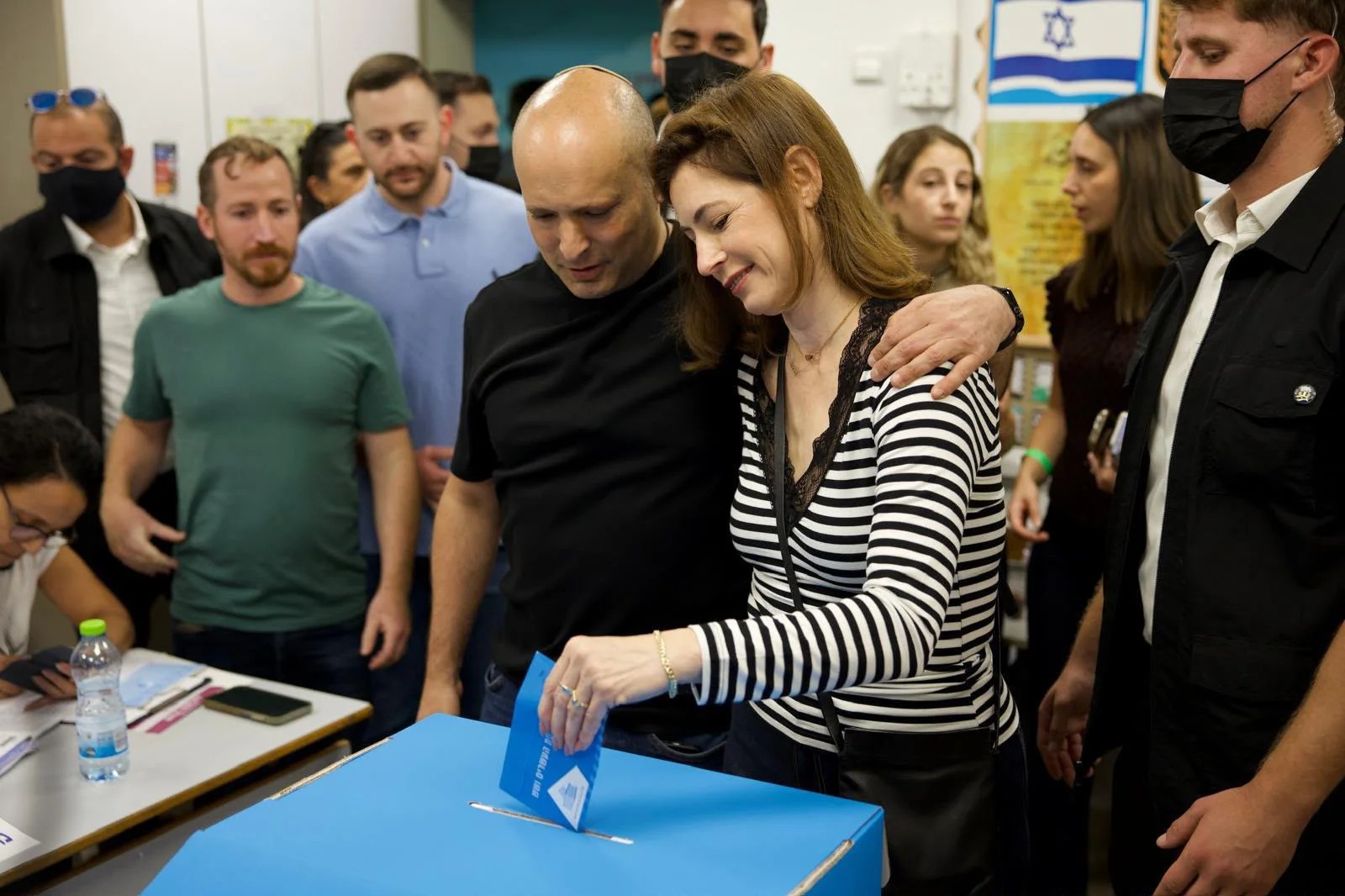 bennett-voting.jpeg