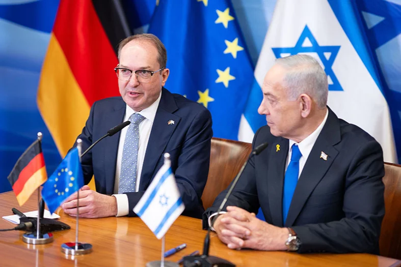 German Interior Minister Alexander Dobrindt with Israeli Prime Minister Benjamin Netanyahu at the press conference, January 12,, 2026 Photo: BMI, Lauren Schmid