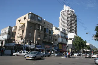 View of the corner of King George Street and Bograshov in central Tel Aviv, February 15, 2009. (Photo: Harari Isaac/Flash90)