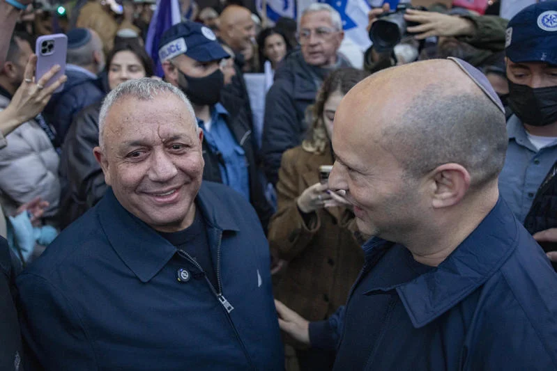 Former Israeli prime minister Naftali Bennett and Gadi Eisenkot