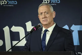 Blue and White party chairman and former Israeli Defense Minister Benny Gantz speaks during a press conference at Kfar Maccabiah in Ramat Gan, announcing his withdrawal from Israel’s upcoming general elections, October 19, 2026. Photo by Avshalom Sassoni/Flash90
