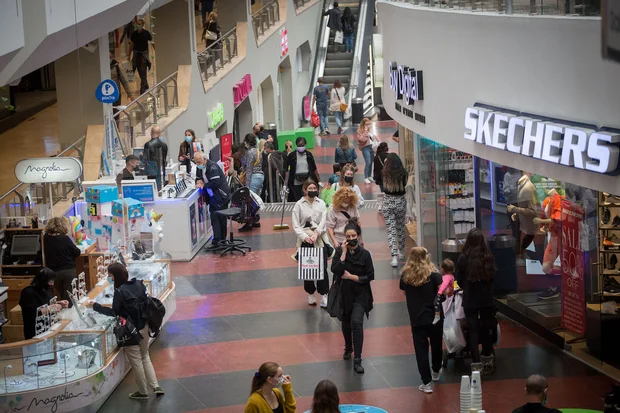 mall_covid_q1s2ft.jpg