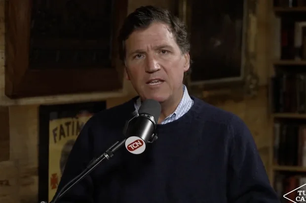 Tucker Carlson in an intro to his interview with US Ambassador Mike Huckabee (Photo: Screenshot)