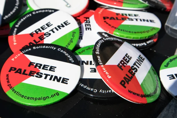 Free Palestine badges
