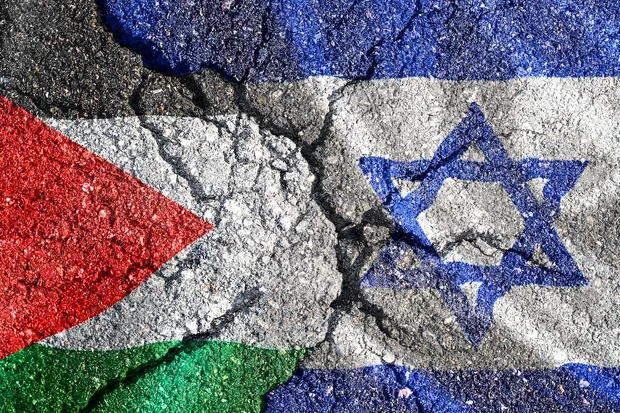 Israeli and Palestinian flags (Photo: Shutterstock)