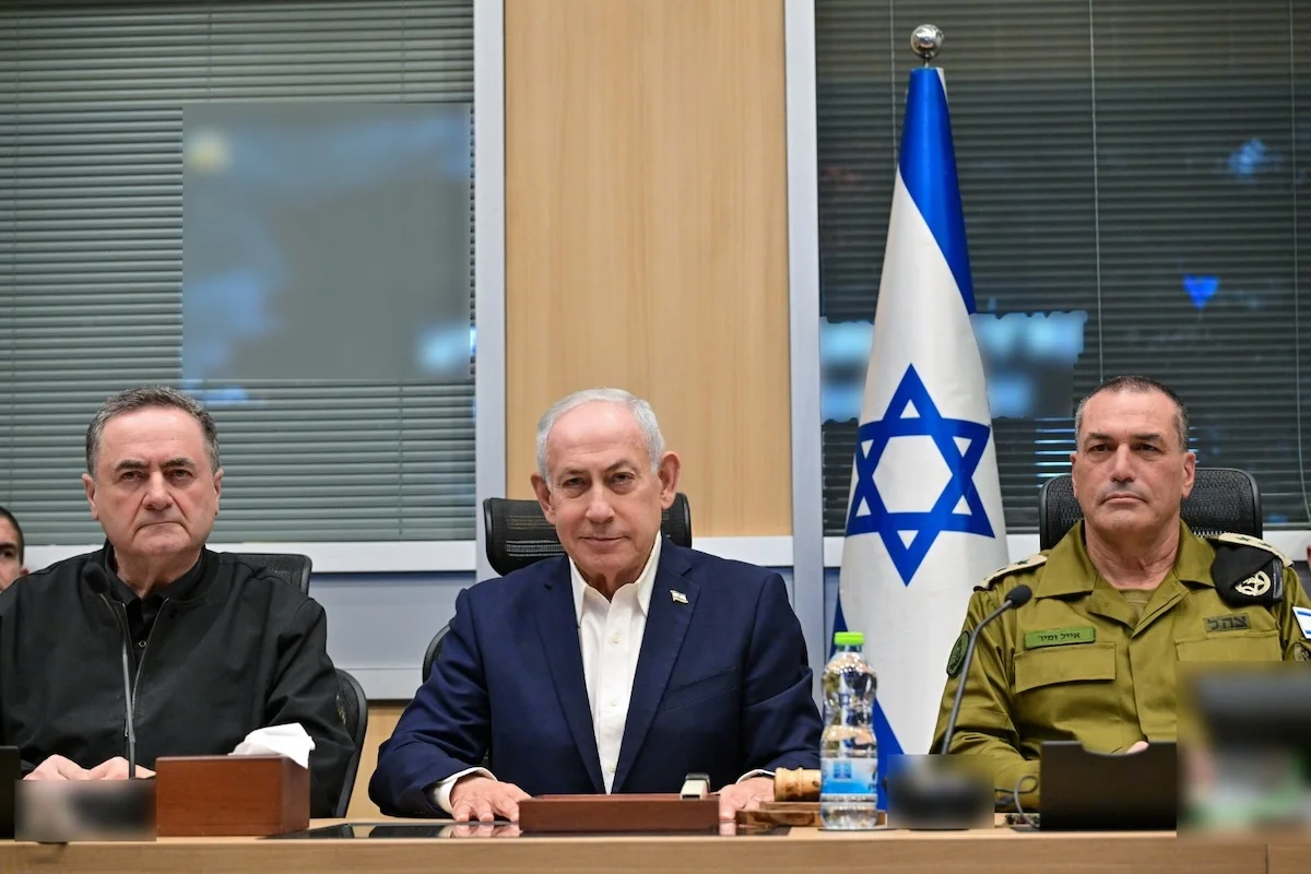 Israeli Prime Minister Benjamin Netanyahu at a security assessment Apr 3